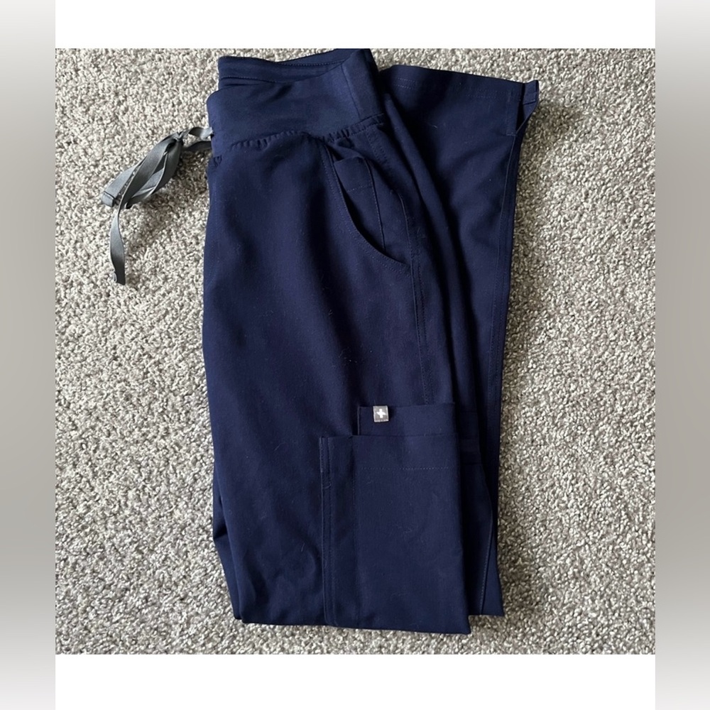 Figs Blue Skinny Pants for a Sleek Look